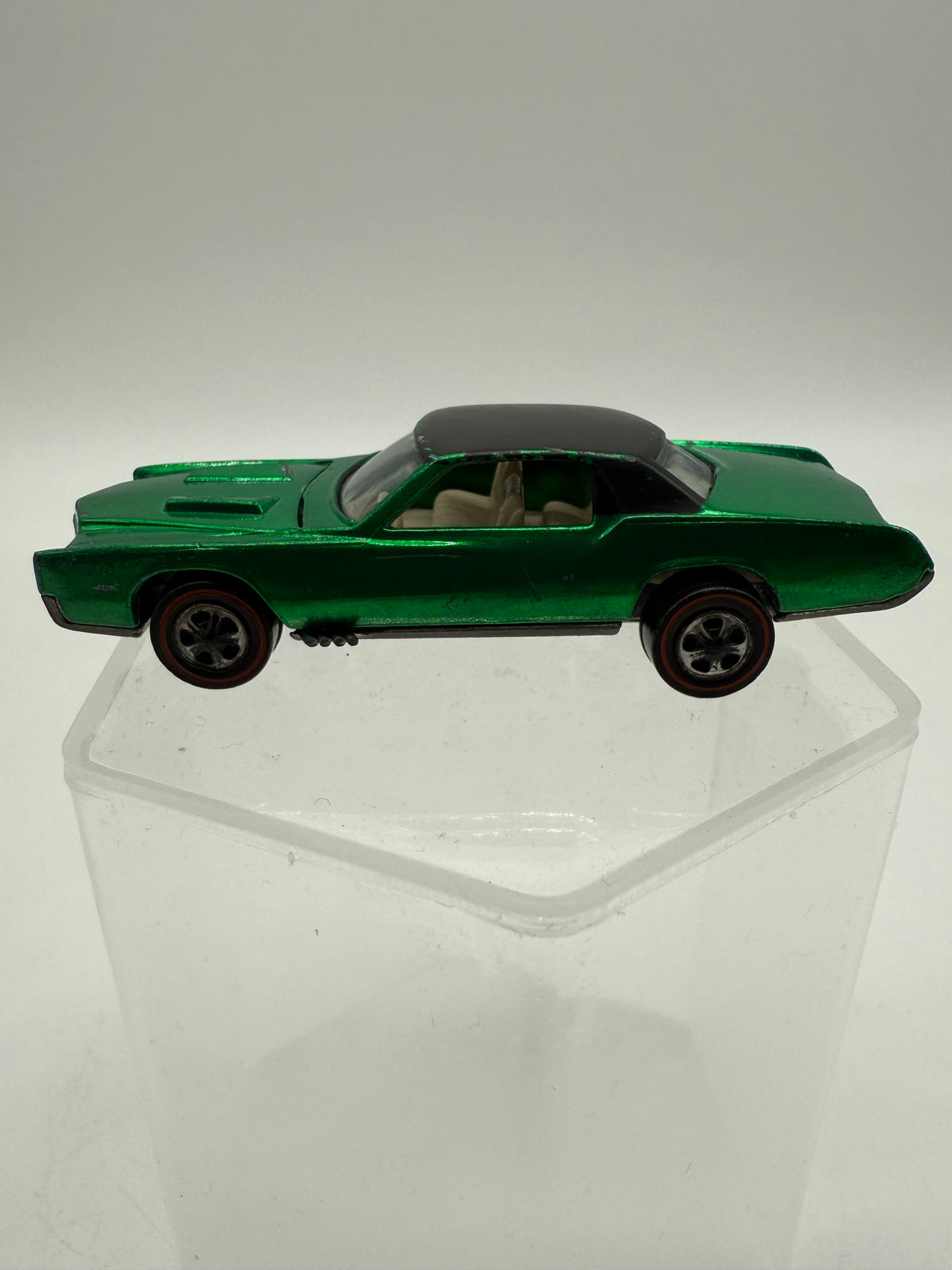 Hot Wheels Vintage Sweet 16 Redline Custom Eldorado (Green) 1968 Mattel, photo 1 of 11
