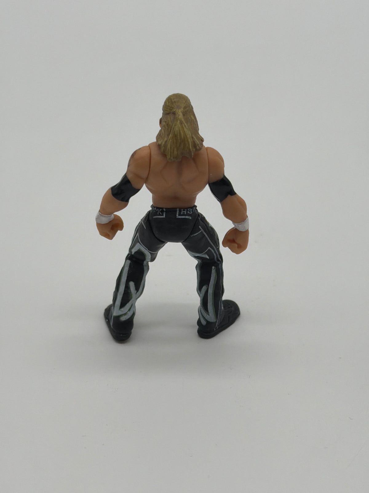 Jakks Pacific 2006 WWE WWF Micro Aggression Shawn Michaels 2” Action Figure, photo 2 of 3