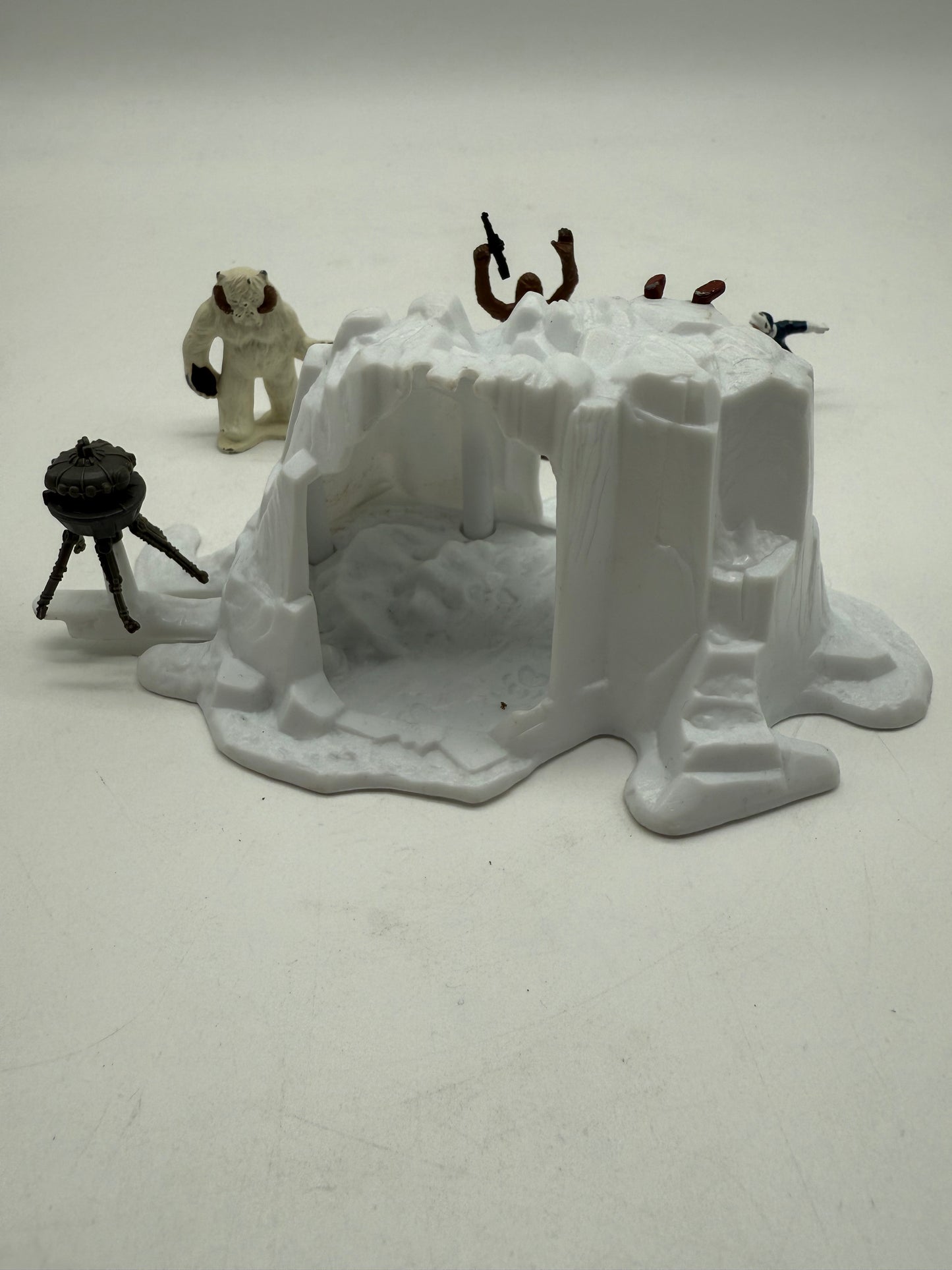 Star Wars Micro Vintage Hoth Wampa Cave 1982 Kenner