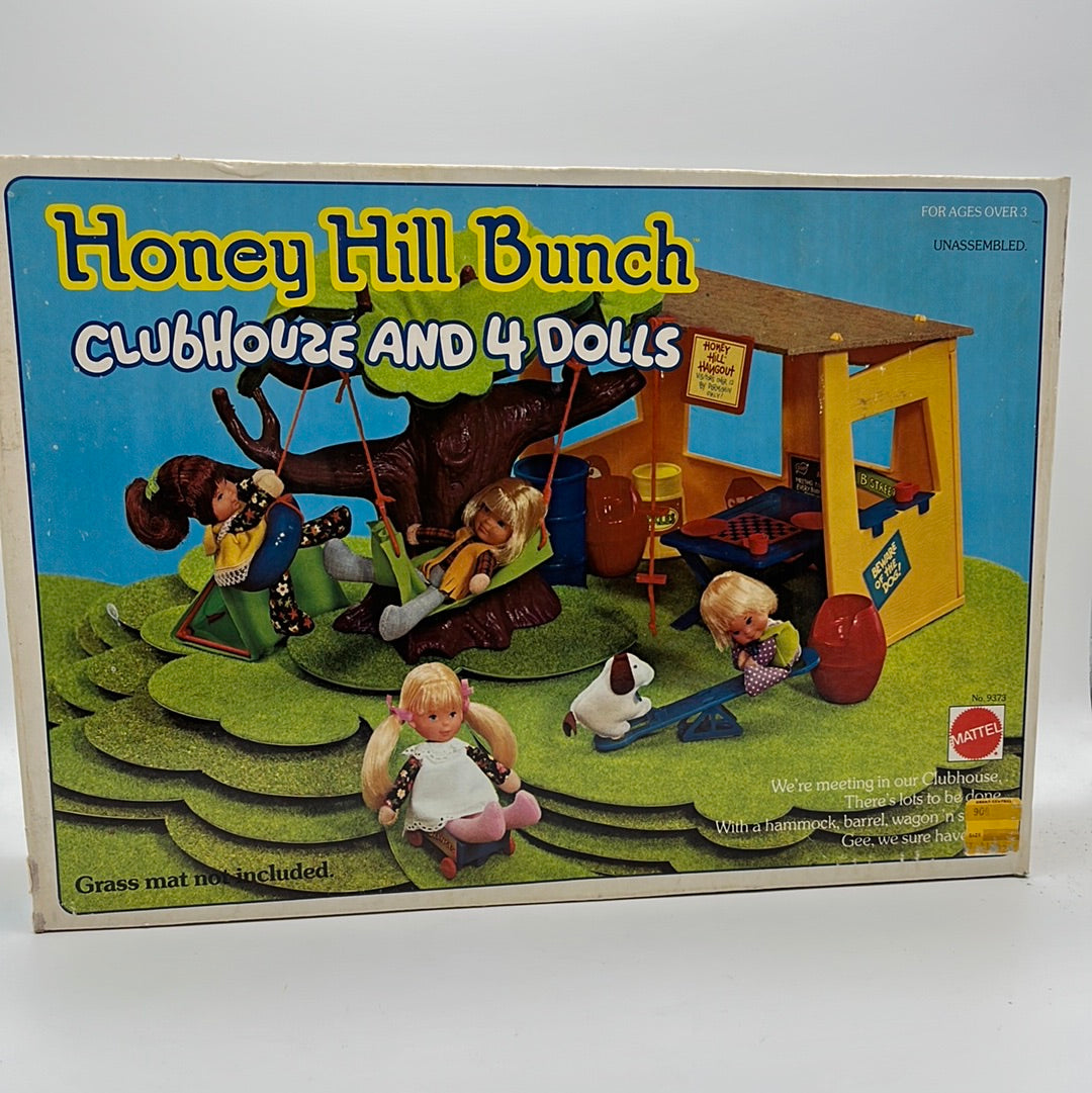 MATTEL Honey Hill Bunch Clubhouse 1975