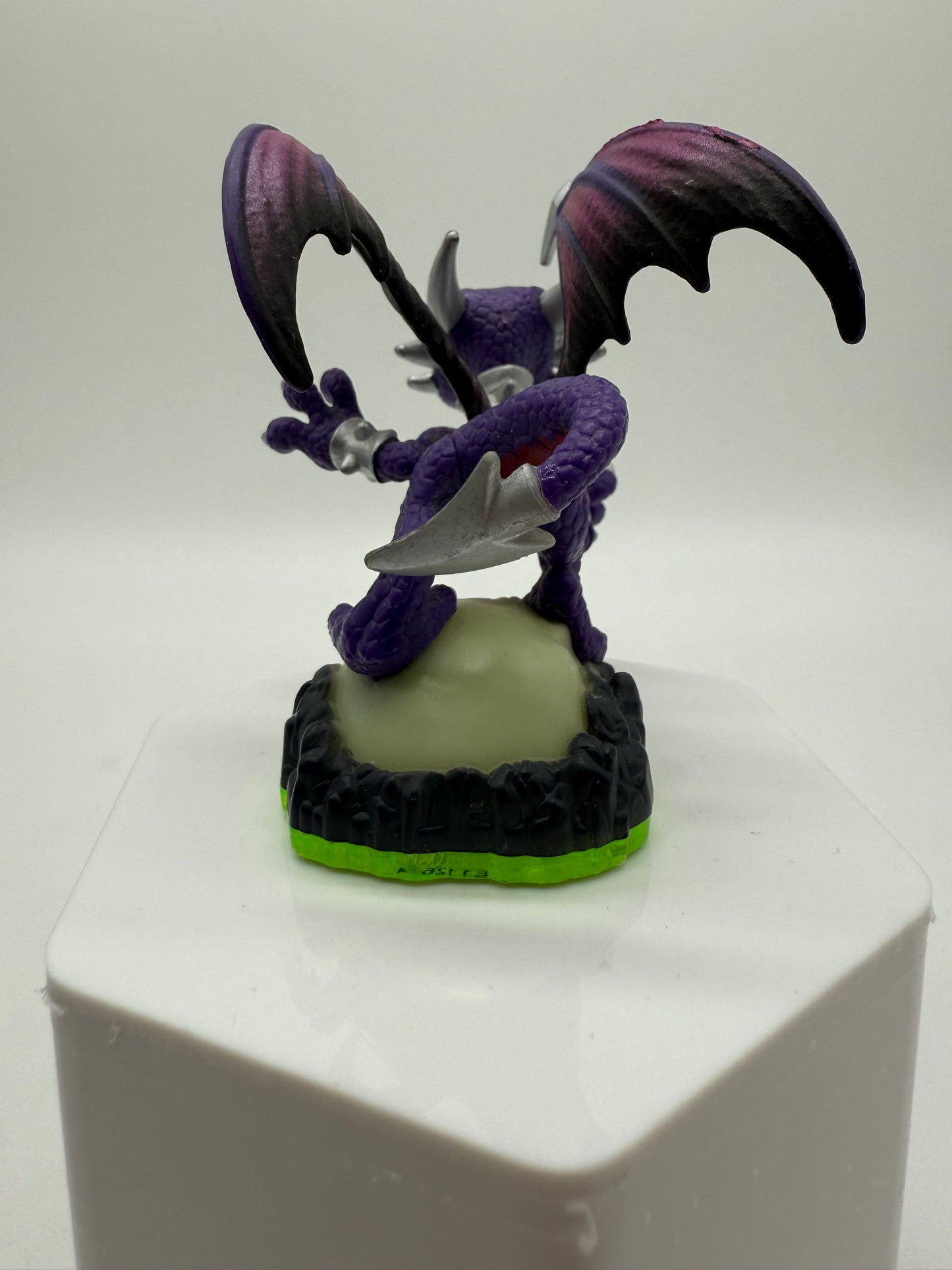 Activision 2011 Skylanders: Spyro's Adventure Cynder