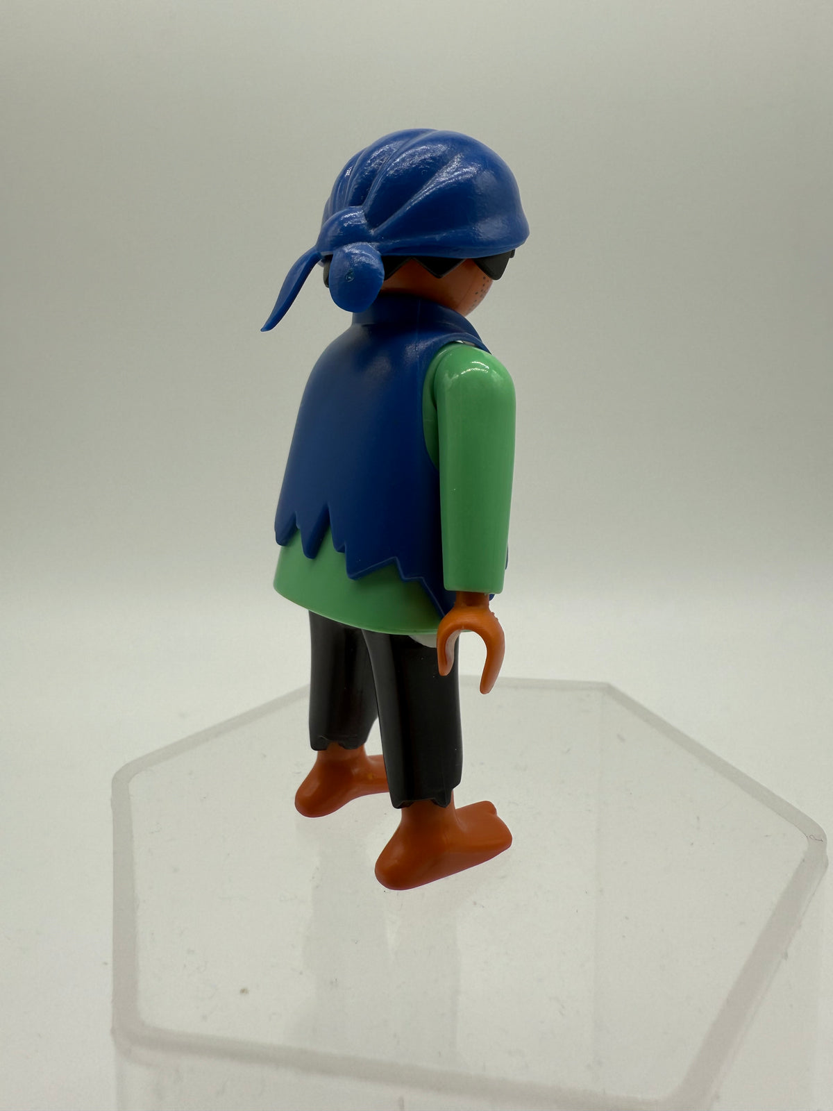 Vintage Geobra 1996 Playmobil Pirate Blue and Green 3127 4432, photo 3 of 5