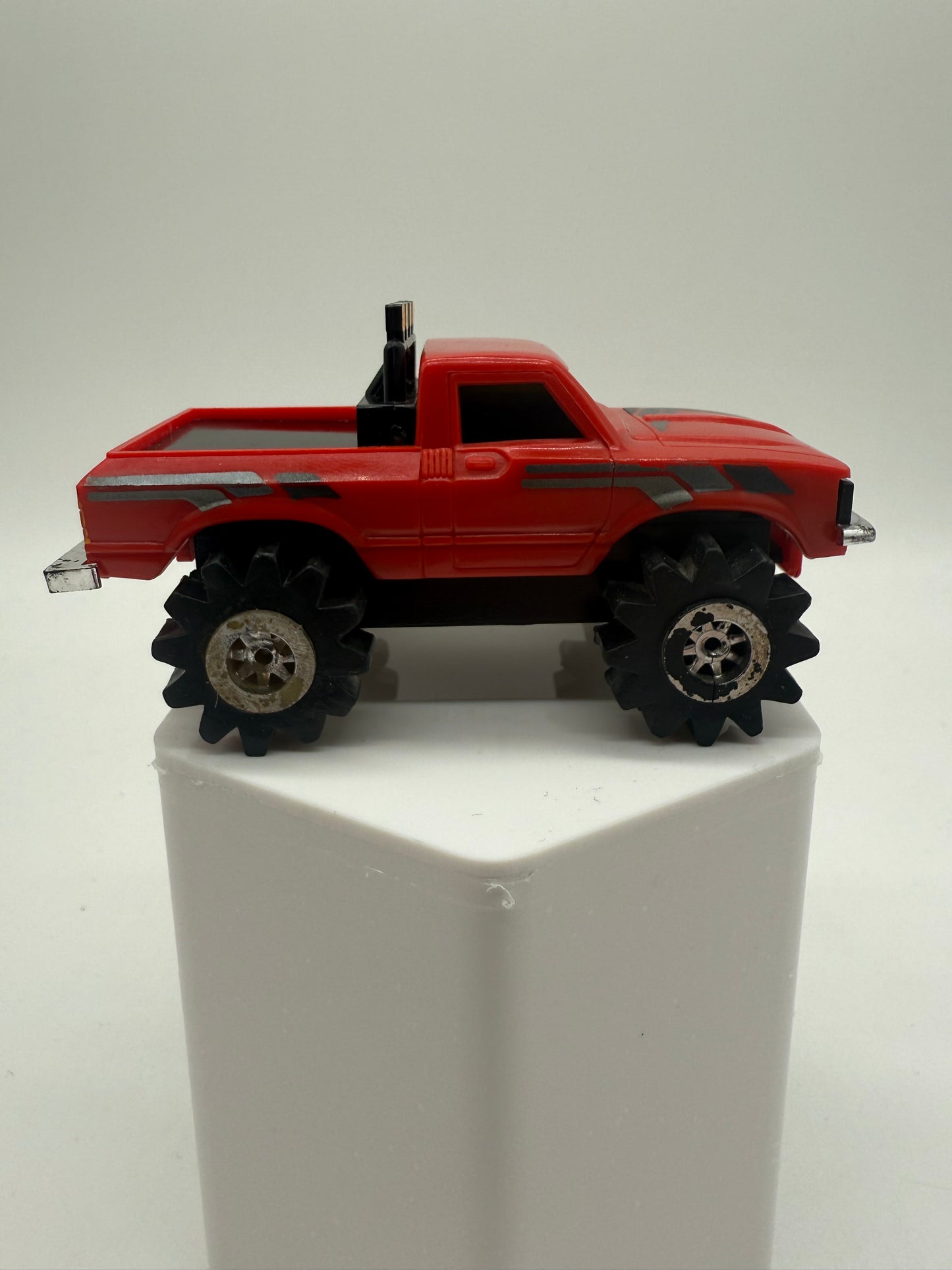 Schaper 1981 Stomper 4x4 Toyota SR5