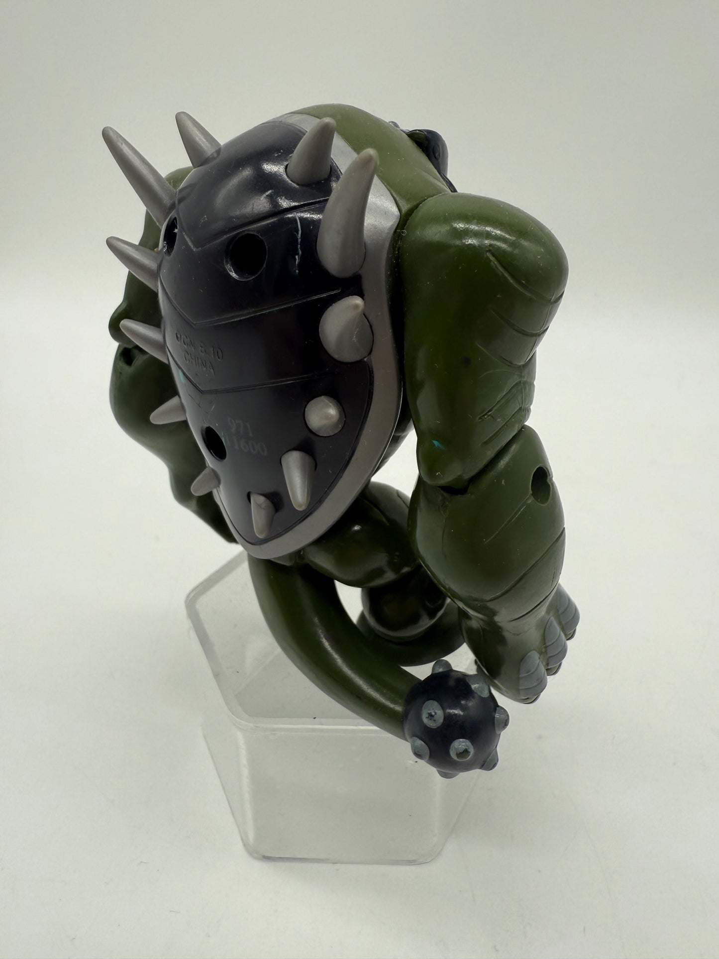 Bandai 2010 Ban 10 Ultimate Alien Ultimate Humungousaur