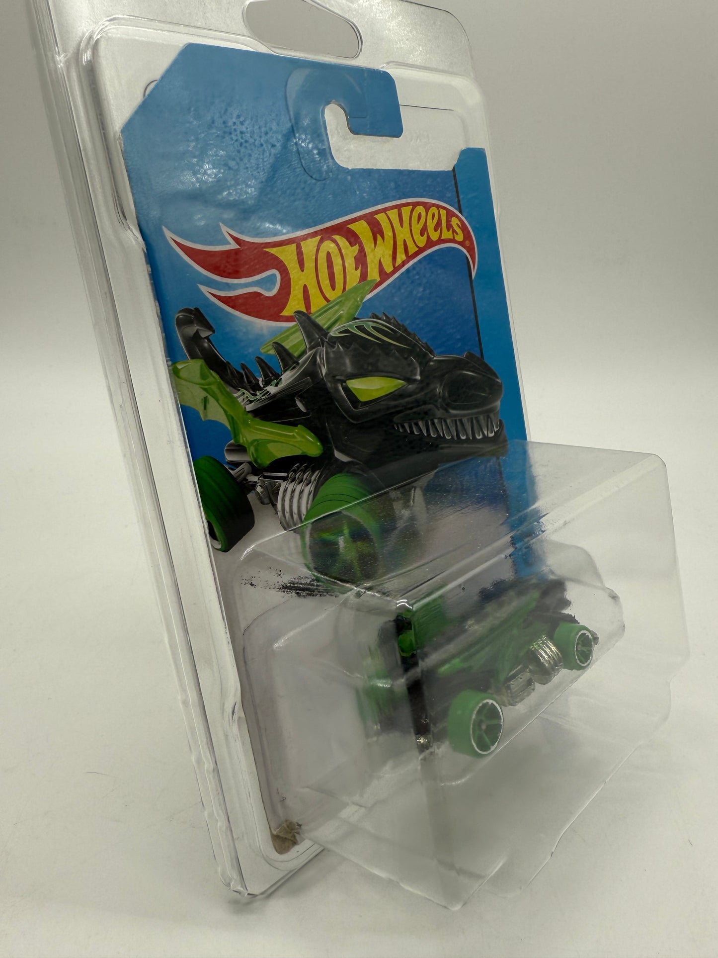 Hot Wheels Dragon Blaster 2013 Mattel
