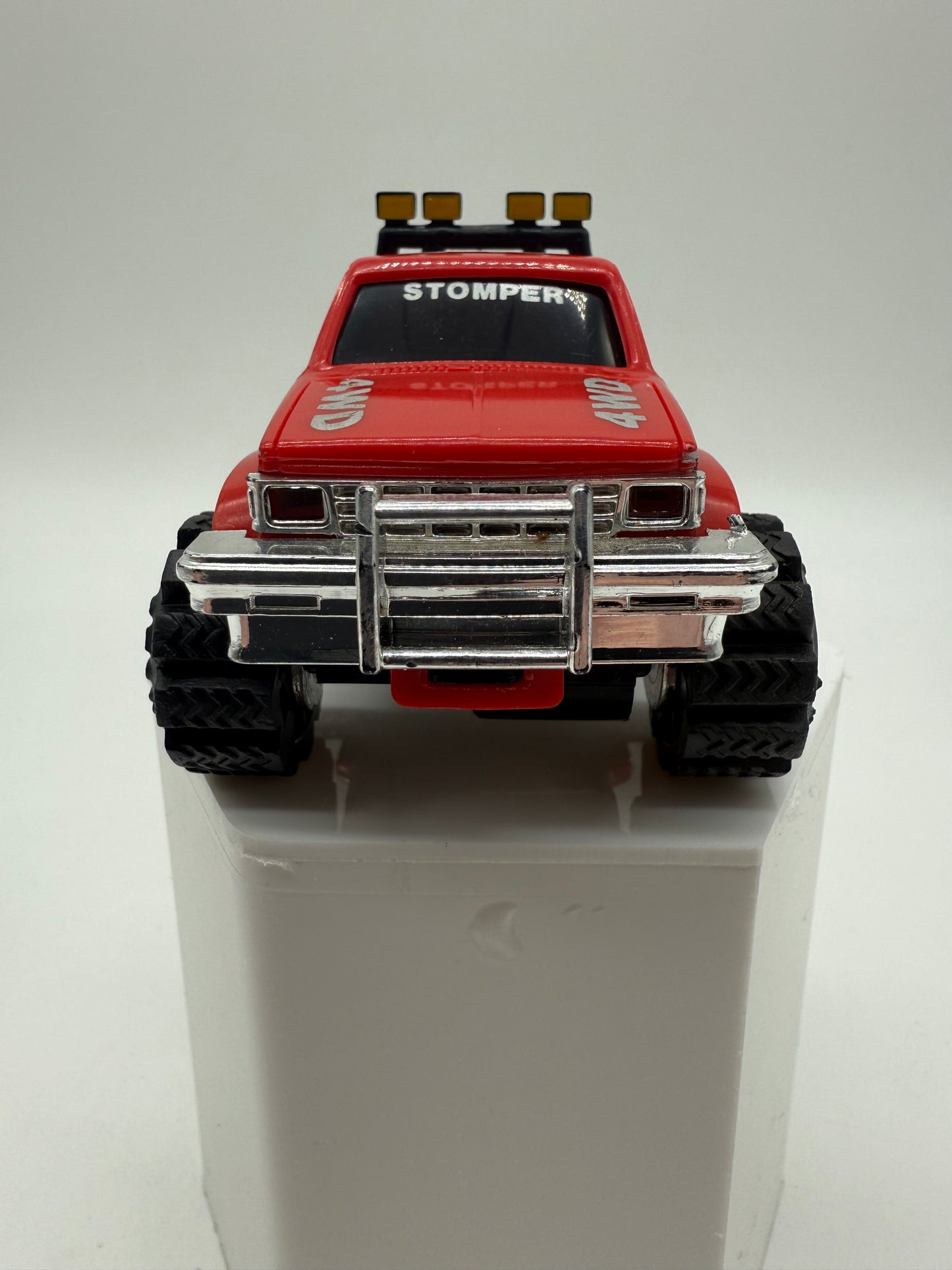 Schaper 1986 Stomper 4X4 Chevrolet S-10 Red Pick Up Truck