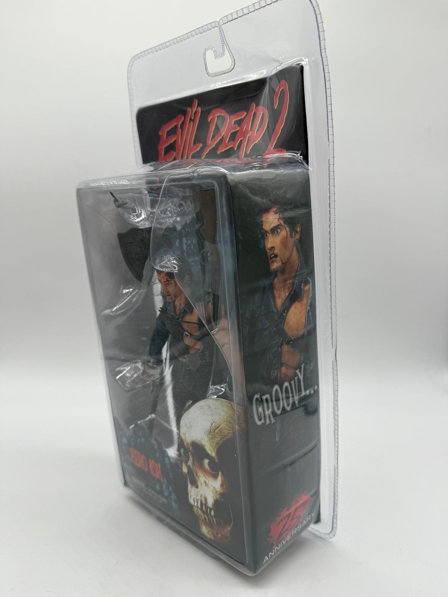 Evil Dead 2 Hero Ash 2012 NECA