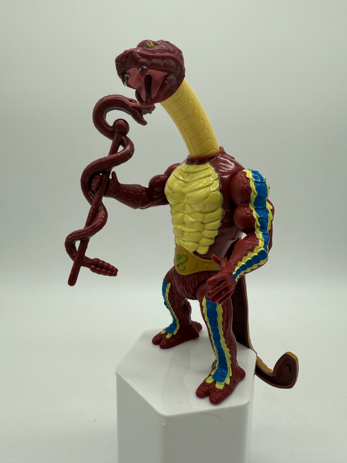 Mattel 1985 Vintage Masters of the Universe Rattlor (Yellow Neck)