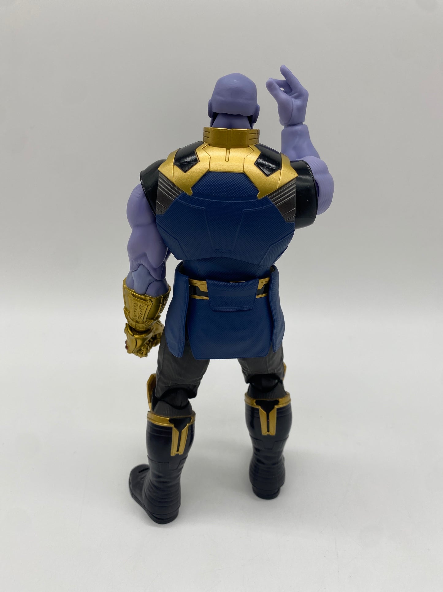 Bandai S.H. Figuarts Marvel Avengers: Infinity Wars Thanos Action Figure