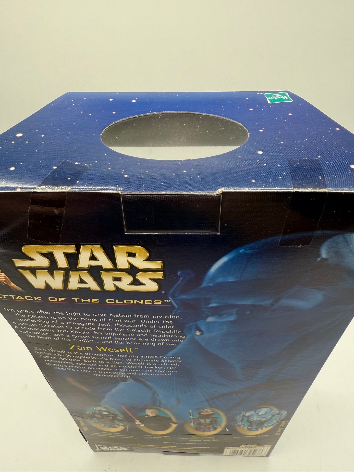 Hasbro 2002 Star Wars Attack of The Clones Zam Wesell