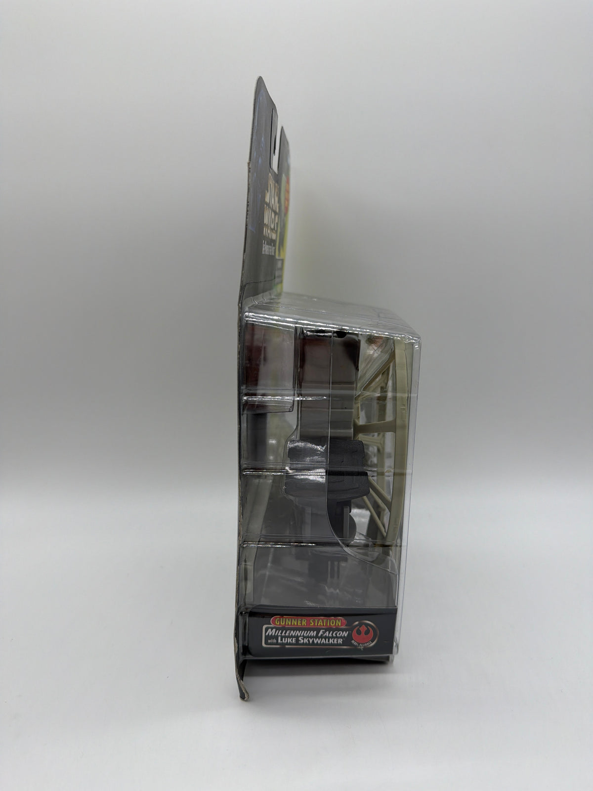 Kenner 1997 Star Wars The Power of the Force Gunner Station Millennium Falcon with Luke Skywalker, photo 4 of 4