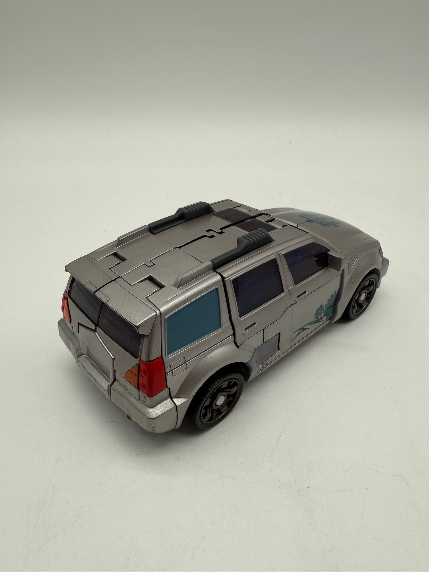 Transformers Revenge Of the Fallen Deluxe Class Autobot Gears 2009 Hasbro