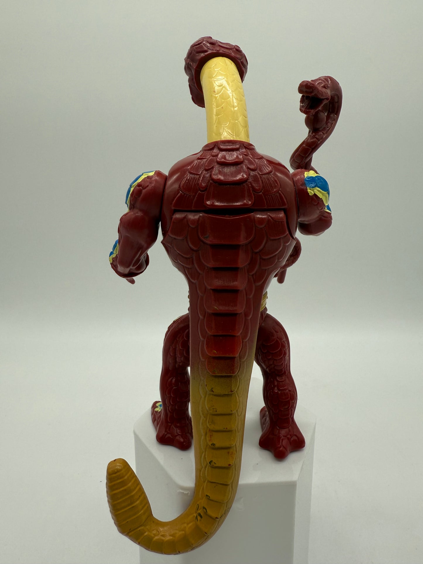 Mattel 1985 Vintage Masters of the Universe Rattlor (Yellow Neck)