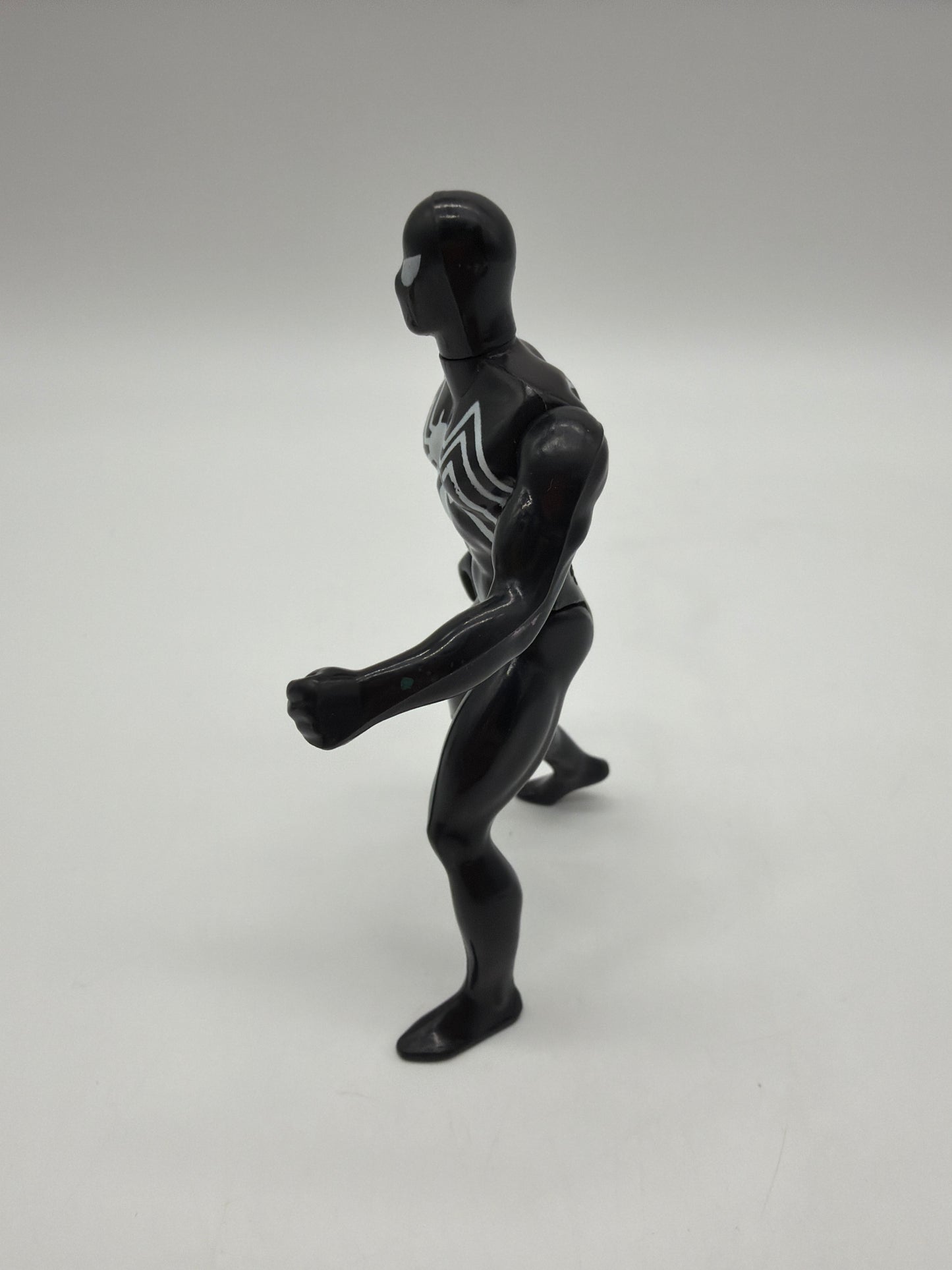 Mattel 1984 Marvel Super Heroes Secret Wars Black Suit Spider-Man 4.5" Action Figure