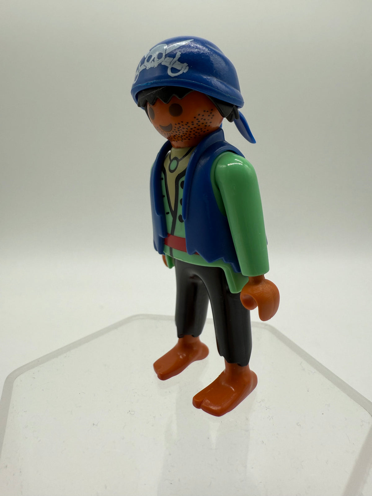 Vintage Geobra 1996 Playmobil Pirate Blue and Green 3127 4432, photo 5 of 5