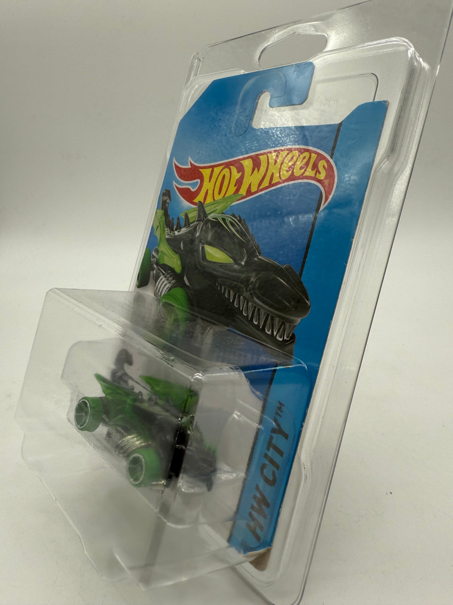 Hot Wheels Dragon Blaster 2013 Mattel
