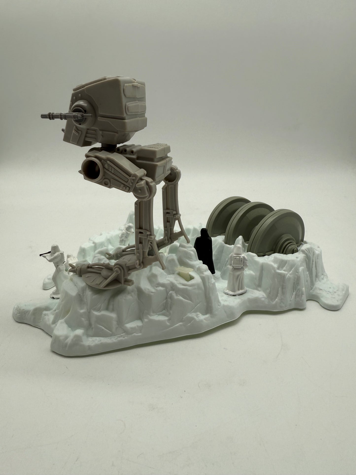 Star Wars Micro Hoth Generator Attack Action Play set 1982 Kenner