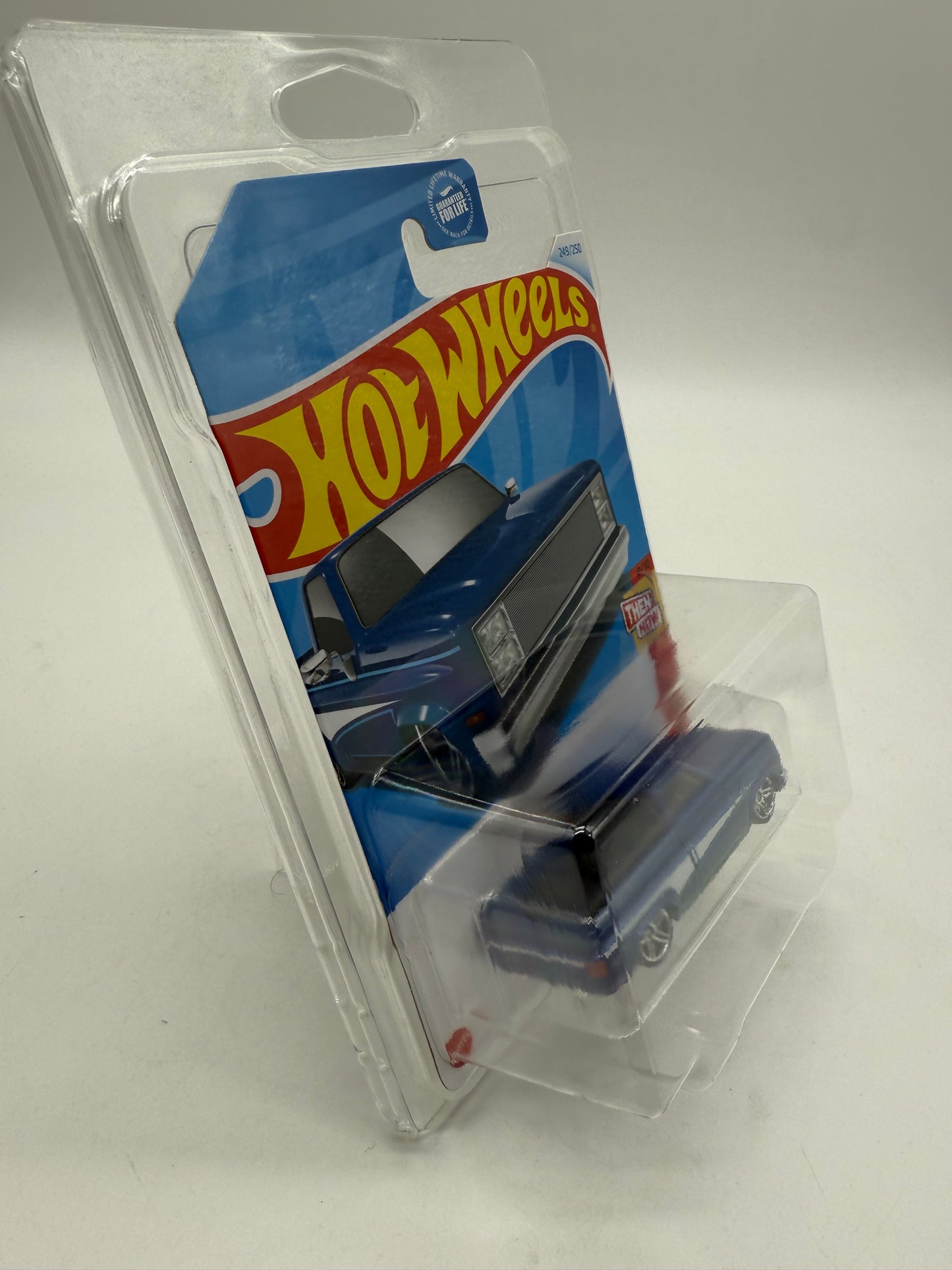 Hot Wheels '83 Chevy Silverado 2021 Mattel