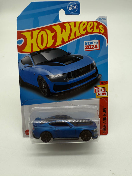 Hot Wheels Ford Mustang Dark Horse 2021 Mattel