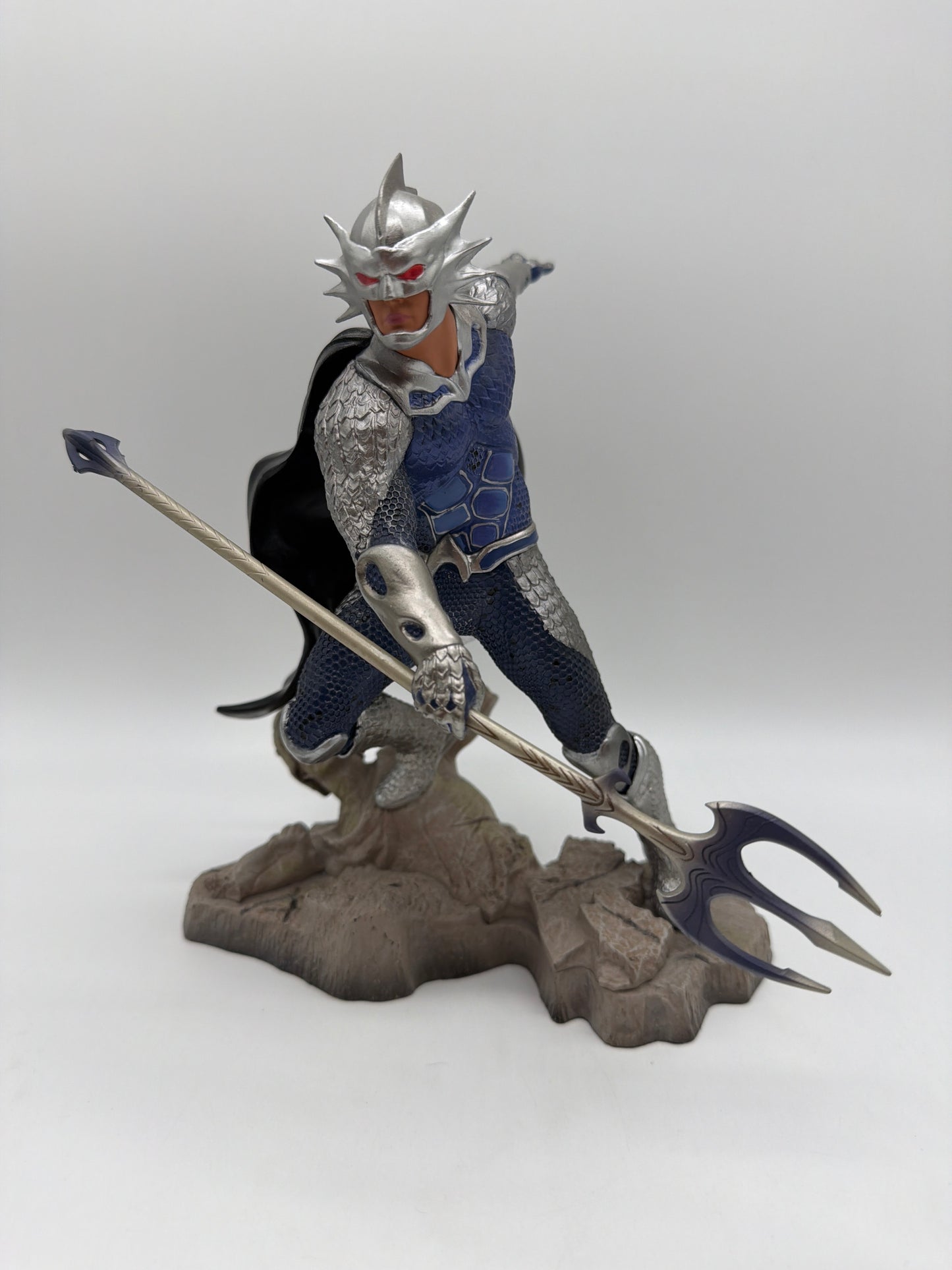 Diamond Select Toys DC Gallery: Aquaman Ocean Master PVC Diorama