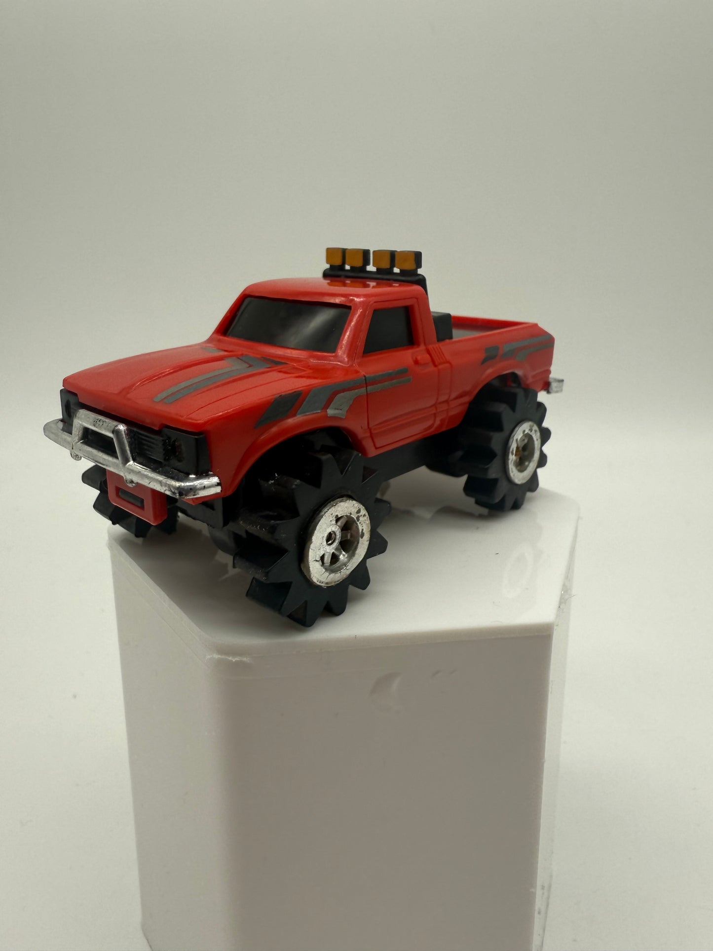 Schaper 1981 Stomper 4x4 Toyota SR5