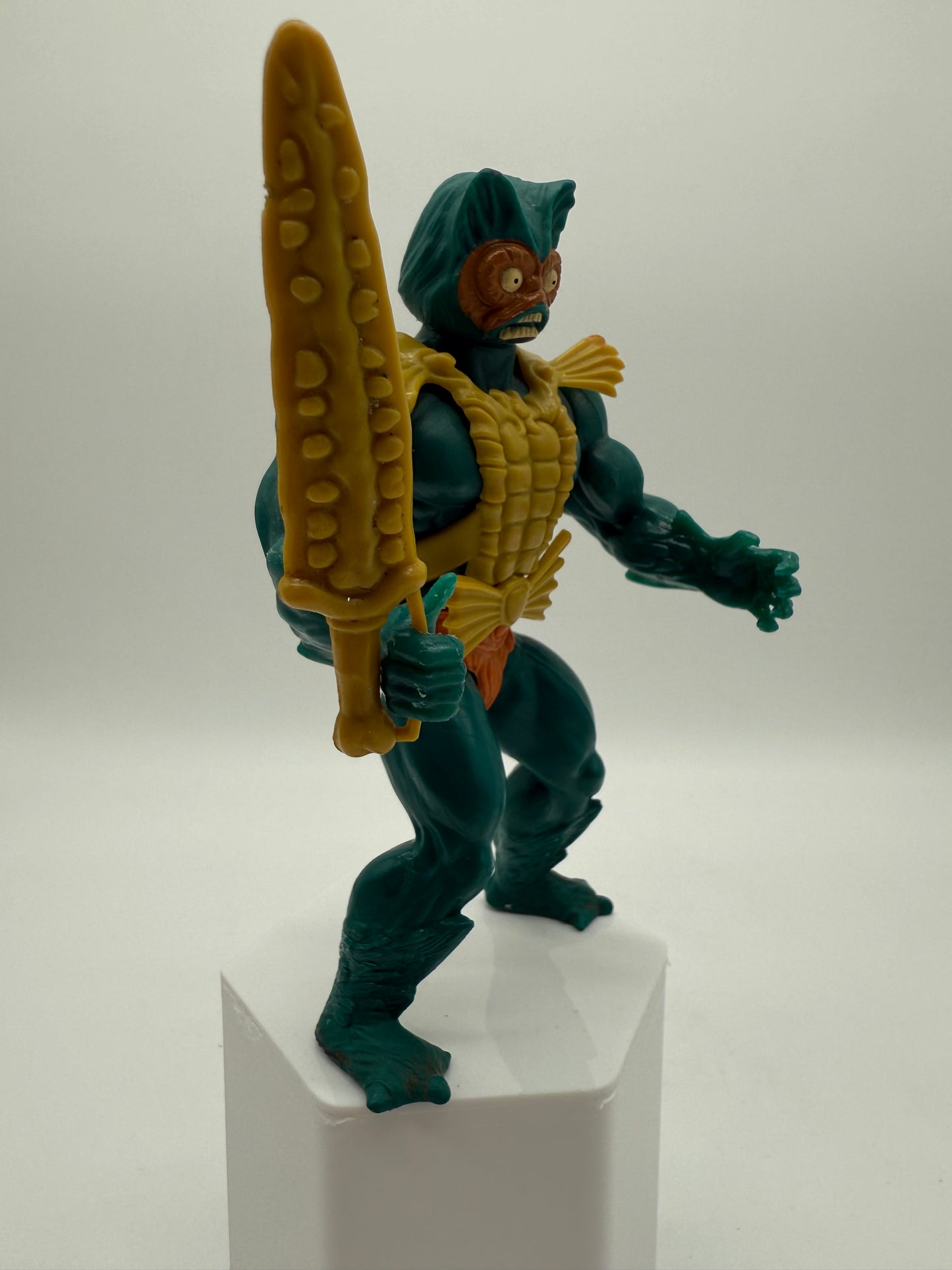 Mattel 1985 Vintage Masters of the Universe Mer Man (Normal Orange Belt)