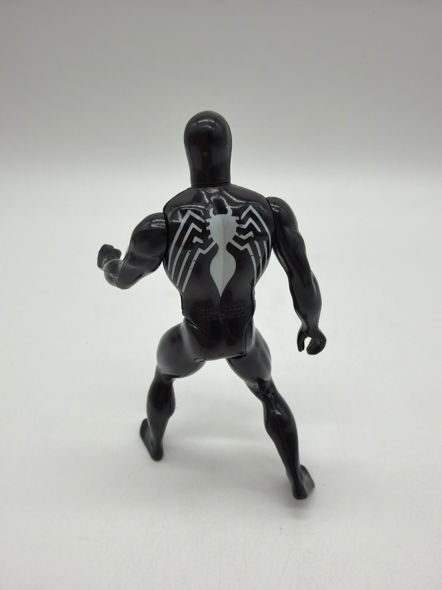 Mattel 1984 Marvel Super Heroes Secret Wars Black Suit Spider-Man 4.5" Action Figure