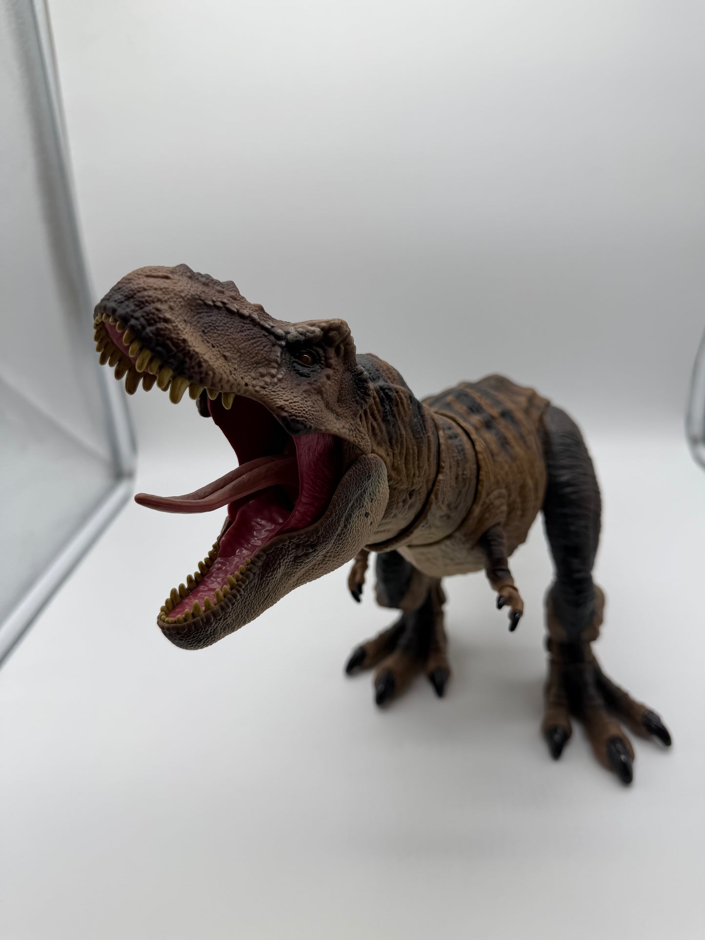 Mattel 2024 Jurassic World Hammond Collection Tyrannosaurus Rex