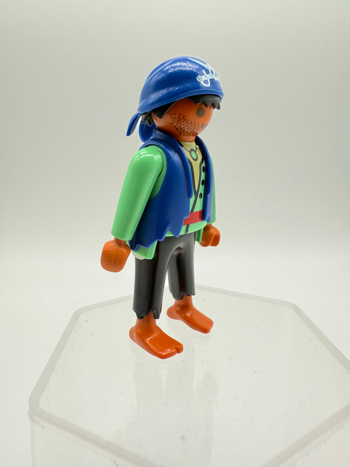 Vintage Geobra 1996 Playmobil Pirate Blue and Green 3127 4432, photo 2 of 5