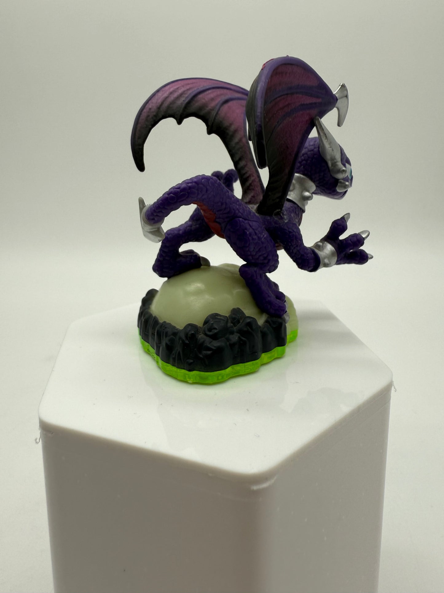 Activision 2011 Skylanders: Spyro's Adventure Cynder