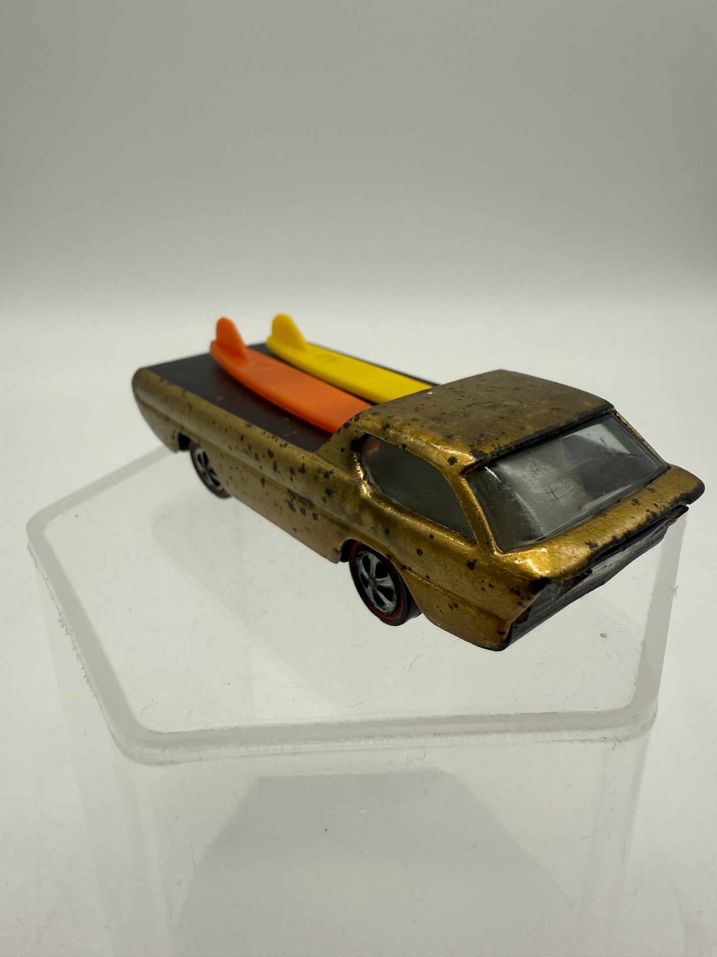 Hot Wheels Vintage 1967 Redline Dodge Deora Gold with Surfboards Loose