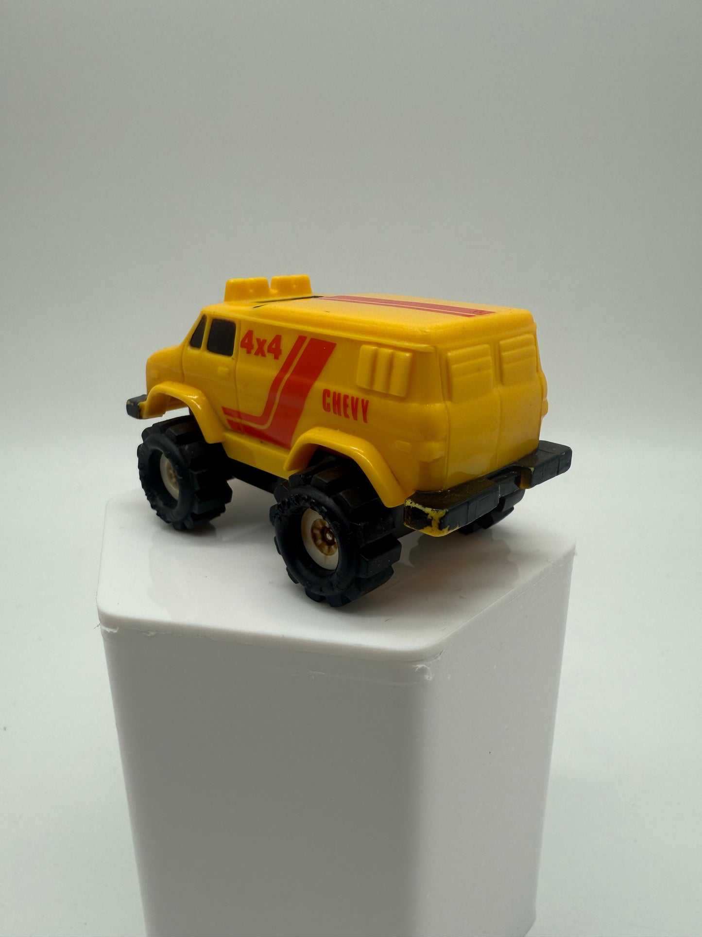 Schaper Stomper Chevy 4x4 mini McDonald Toy