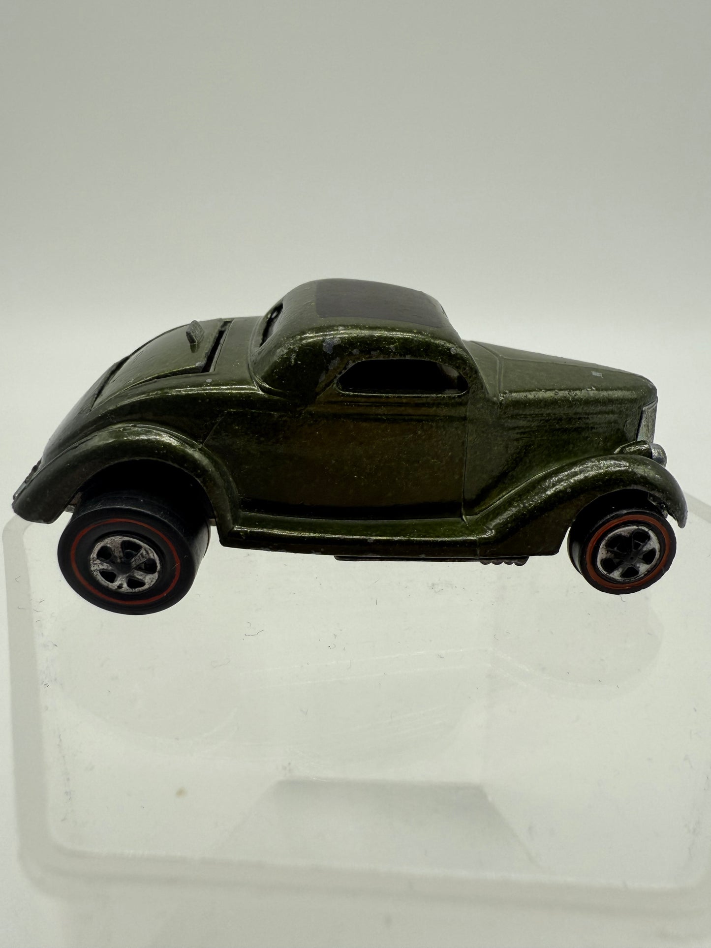 Hot Wheels Vintage Redline Classic 36 Ford Coupe (Dark Olive Green) 1969 Mattel