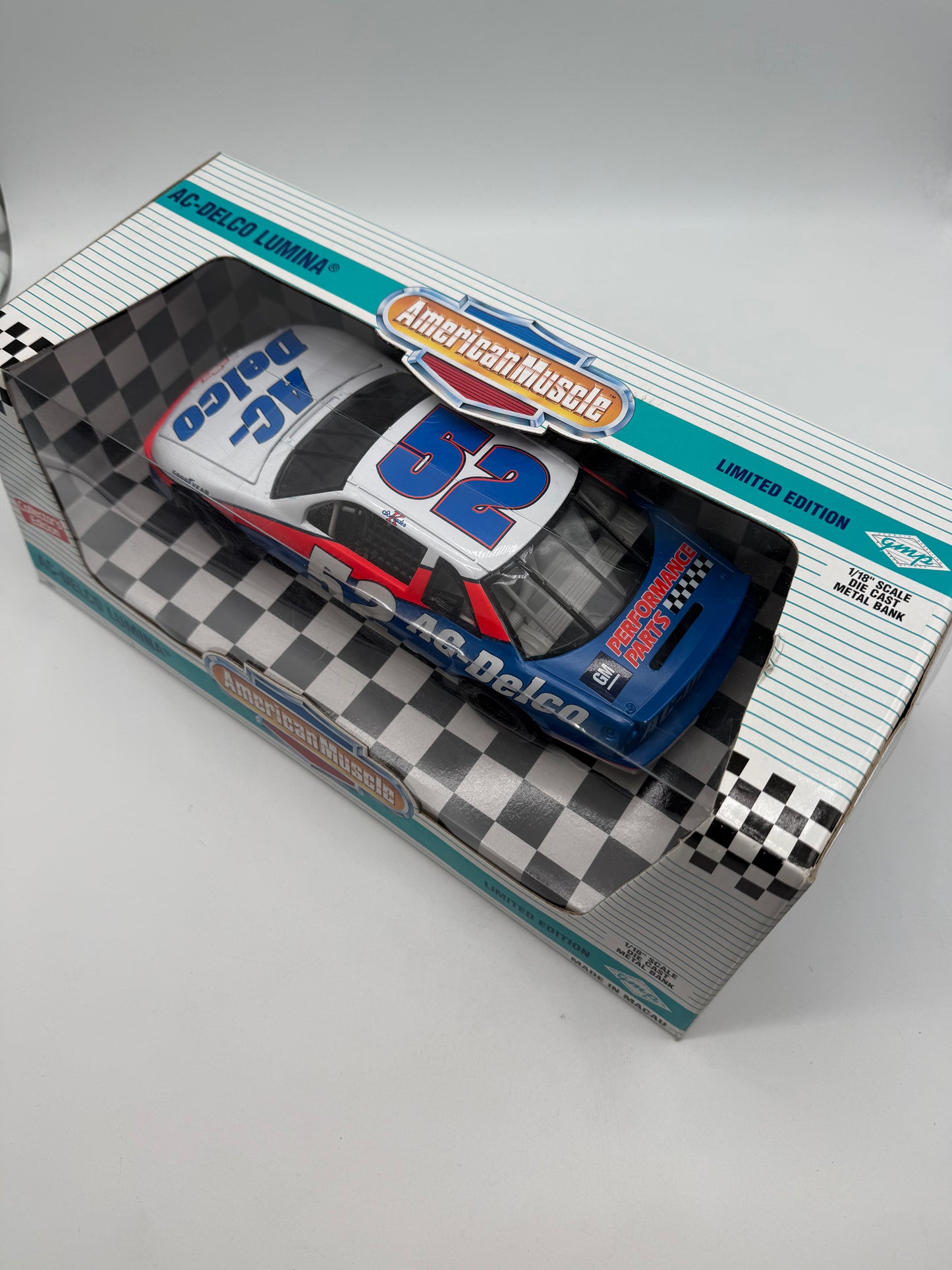 American Muscle AC-Delco Lumina 1995 The ERTL Company