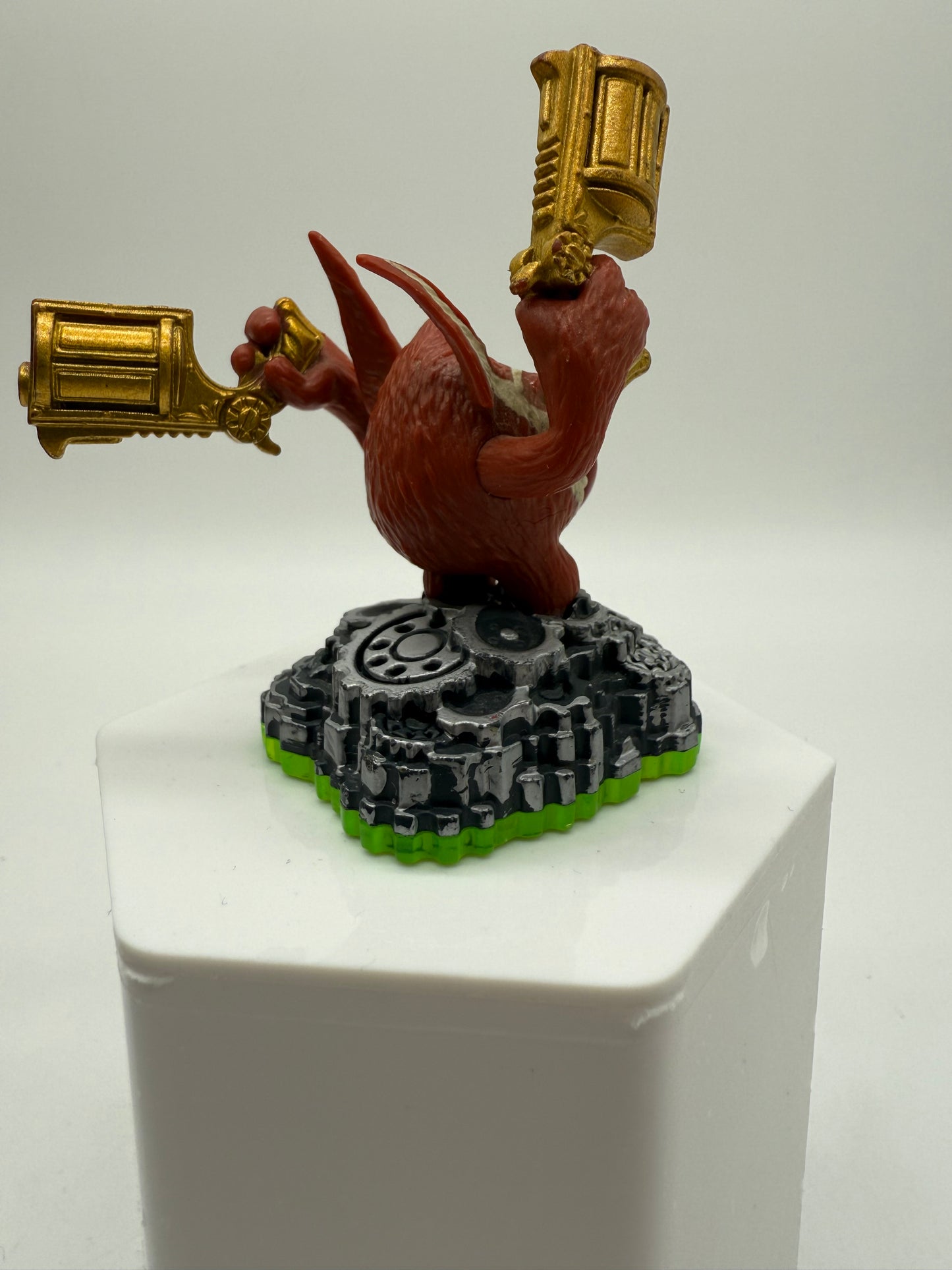 Activision 2011 Skylanders: Spyro's Trigger Happy