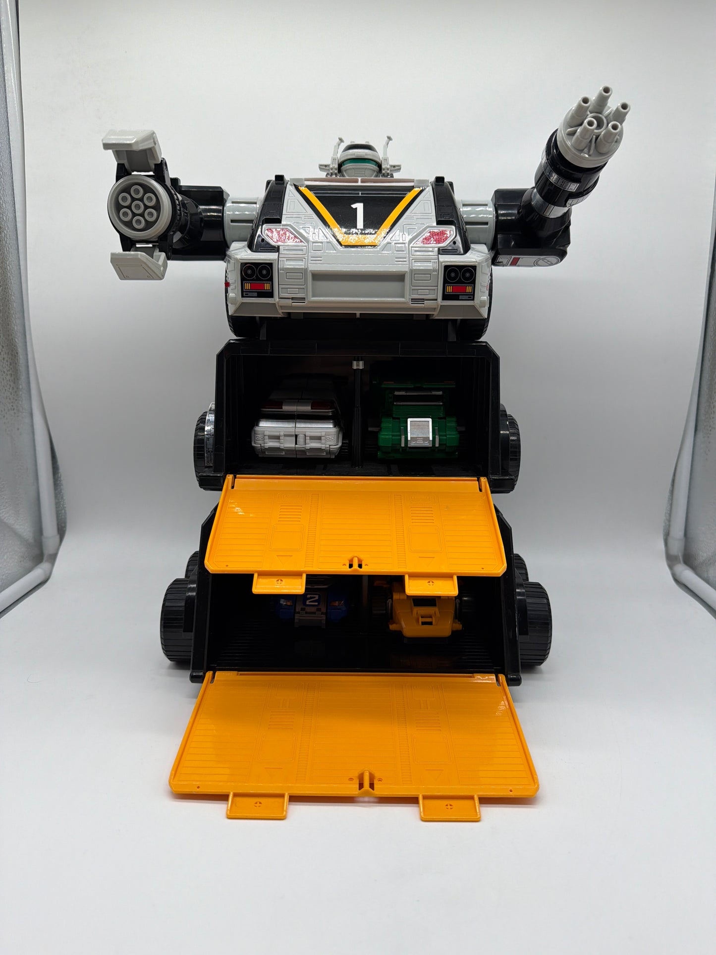 Bandai 1997 Mighty Morphin Power Rangers Turbo Deluxe Artillatron the Turbo Transport
