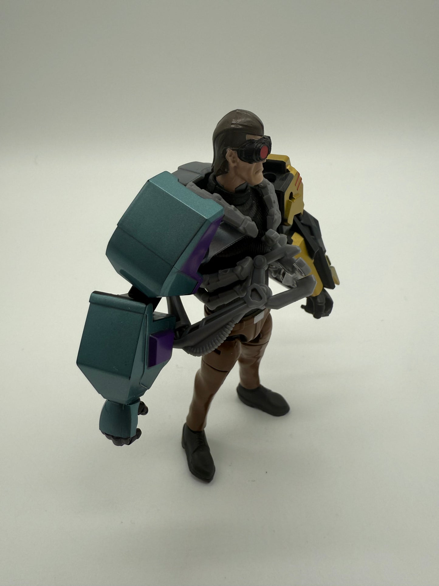 Hasbro 2023 Transformers Earthspark Dr. Meridian "Mandroid" Build-a-Figure