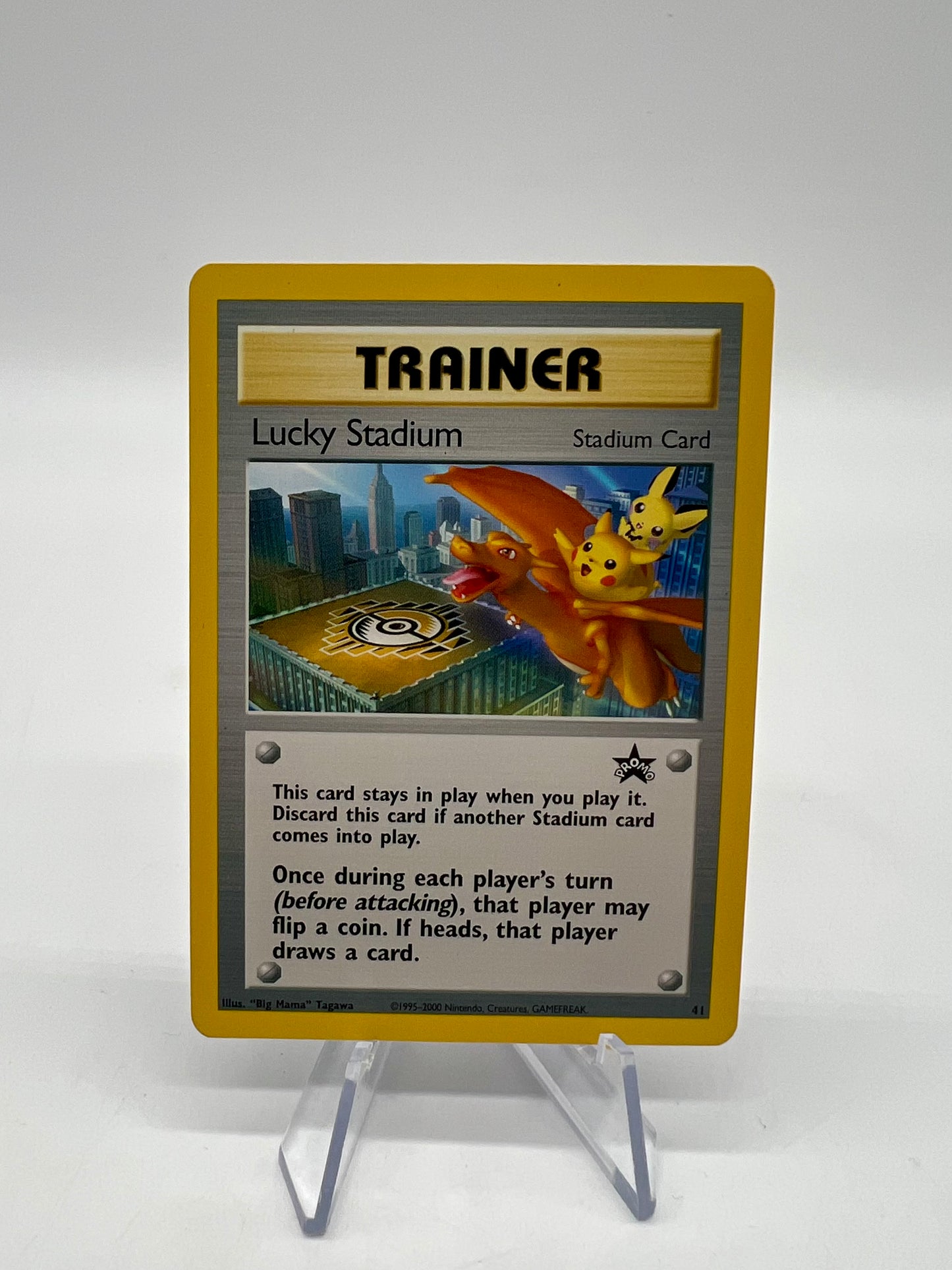 Pokemon Card 2001 Lucky Stadium #41 Pokemon Center NY Black Star Promo