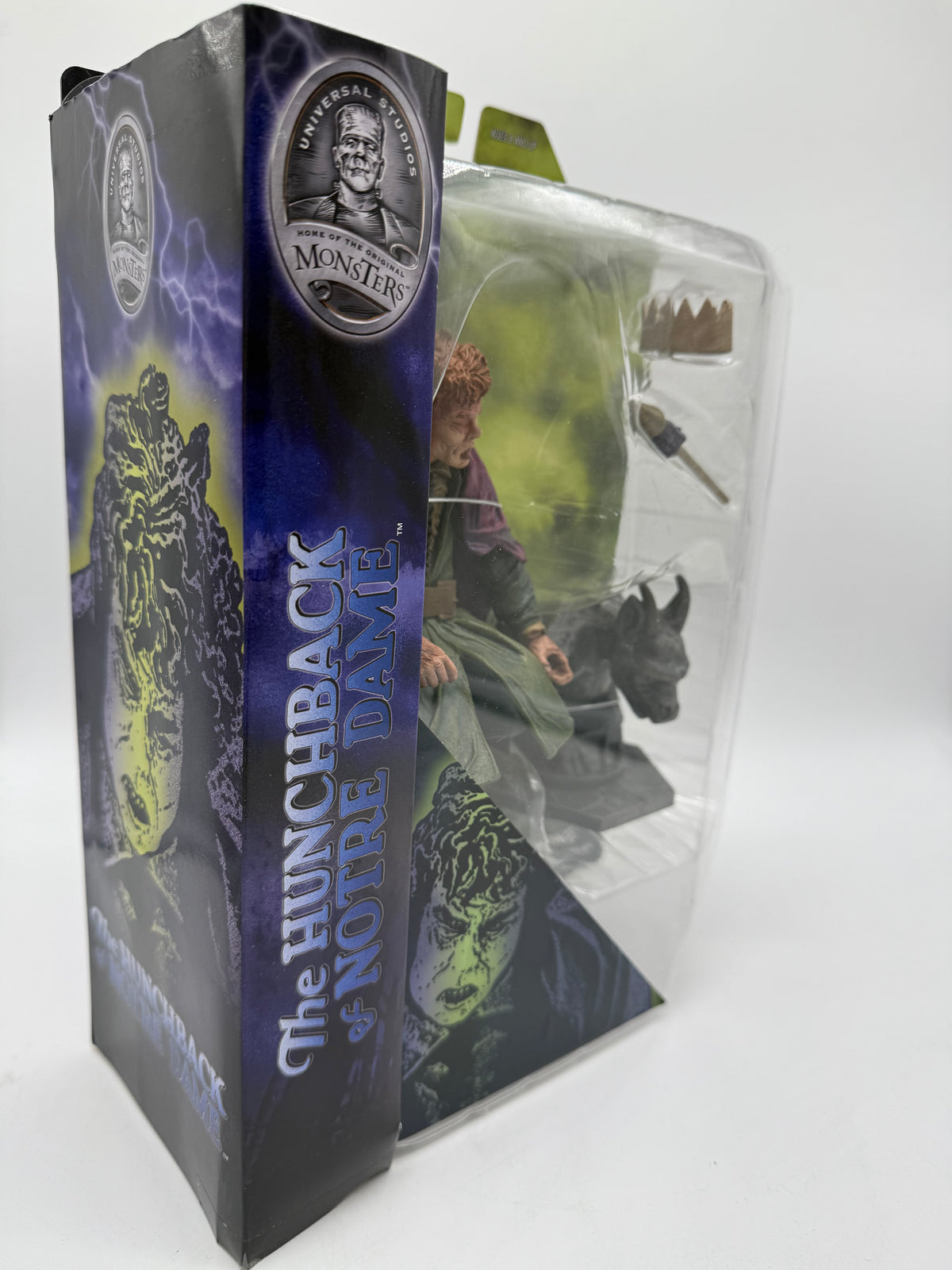 Diamond Select 2013 Universal Monsters Home of The Original Monsters The Hunchback of Notre Dame, photo 2 of 4