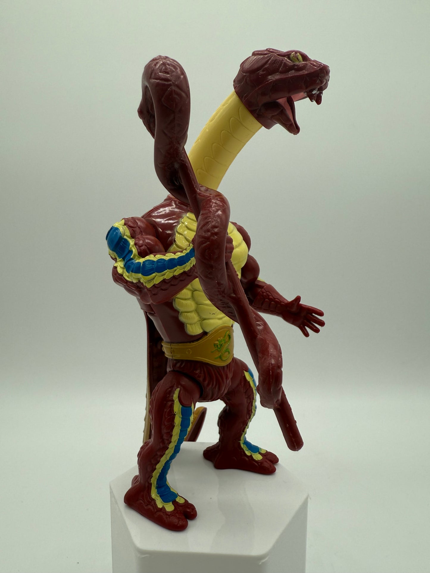 Mattel 1985 Vintage Masters of the Universe Rattlor (Yellow Neck)