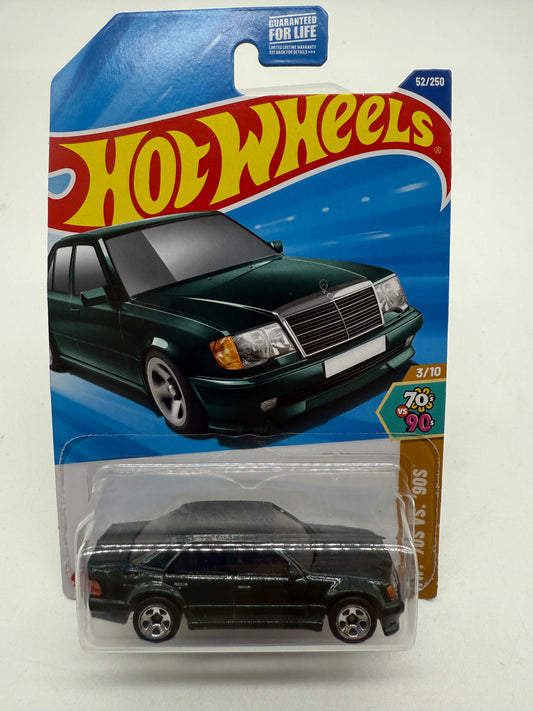 Hot Wheels Mercedes-Benz 500 e 2024 Mattel
