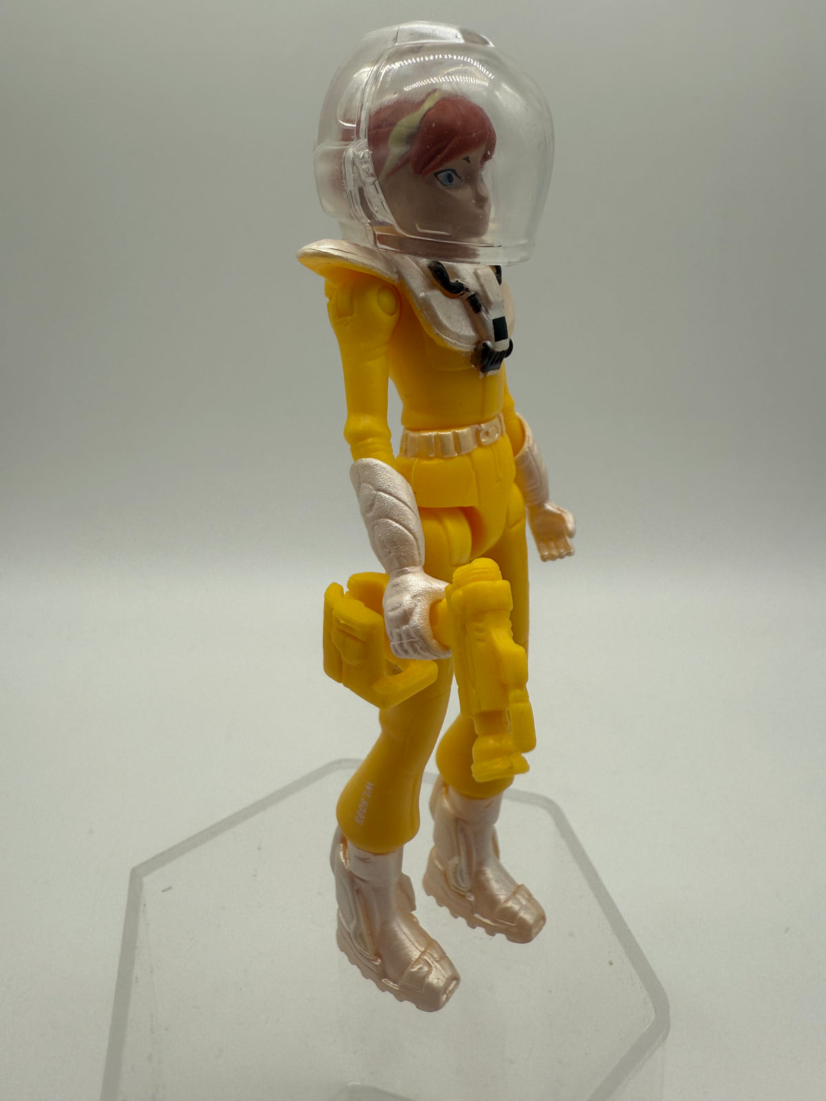 Playmates 2016 TMNT Dimensions X "Space Comrade" April O'Neil, photo 2 of 6