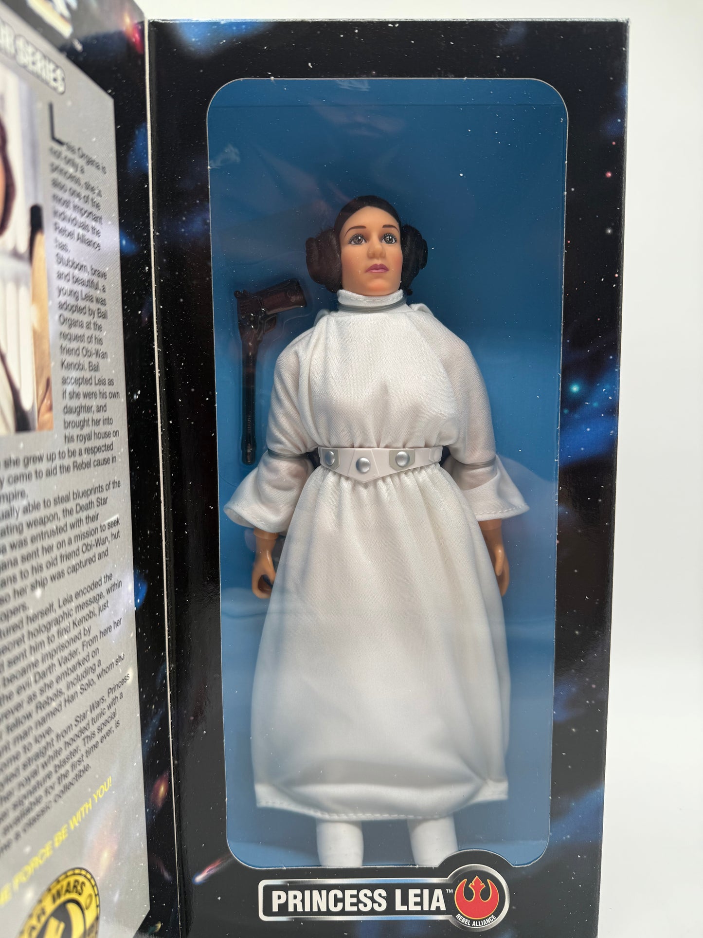 Hasbro 1996 Star Wars Collector Series Princess Leia