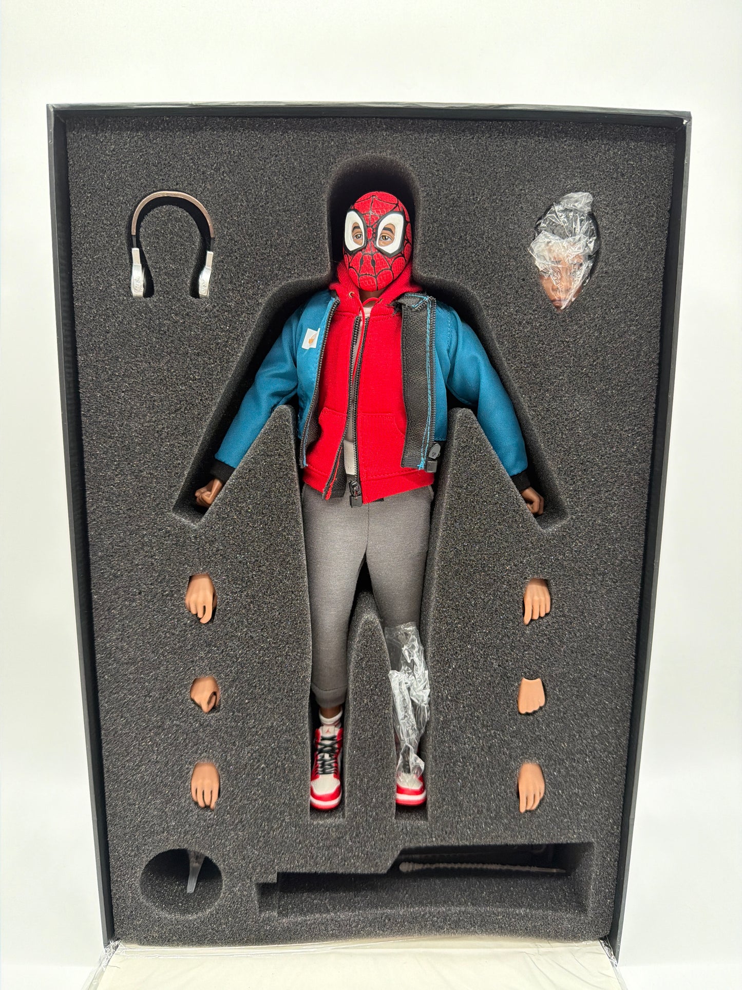 Young Rich Toys SP002 Into the Spider Verse 1/6 Miles Morales Spider-man