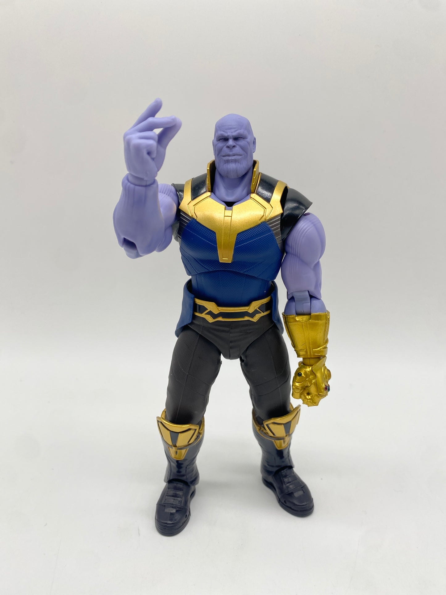 Bandai S.H. Figuarts Marvel Avengers: Infinity Wars Thanos Action Figure