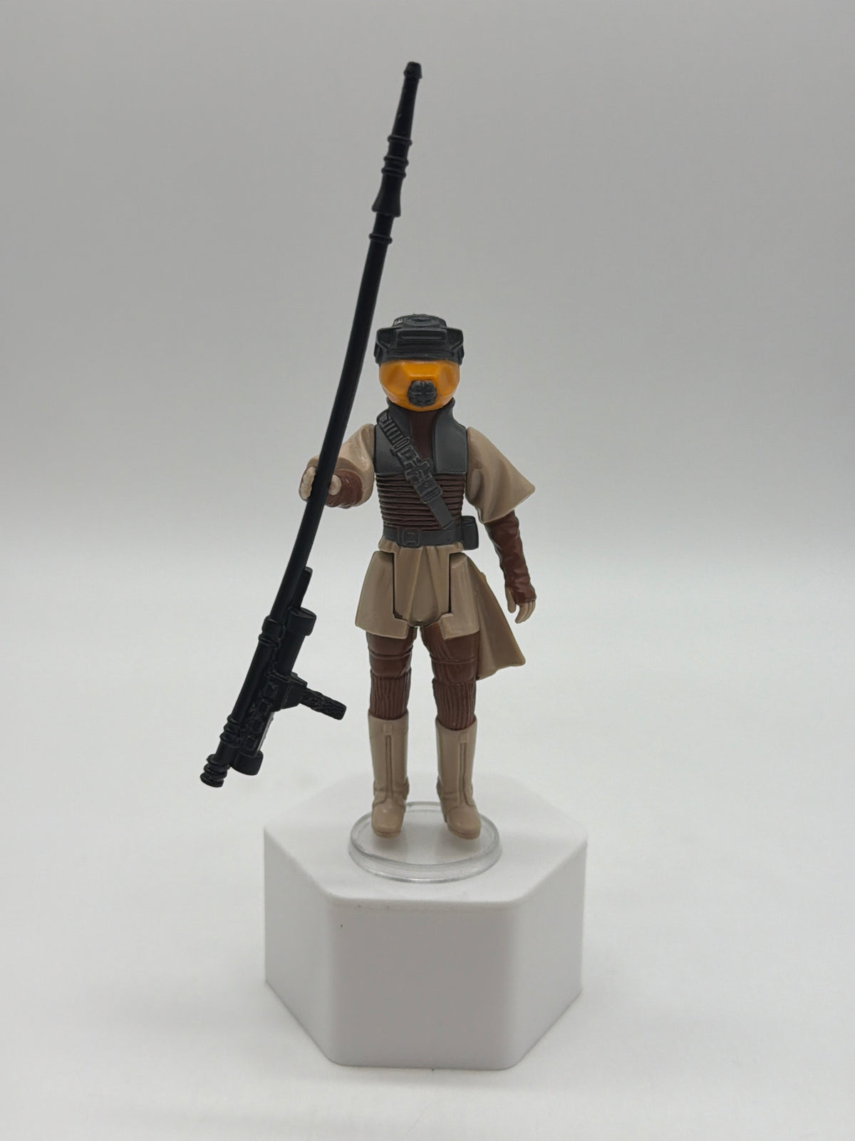 Kenner 1983 Star Wars Princess Leia (Boushh Disguise), photo 1 of 6