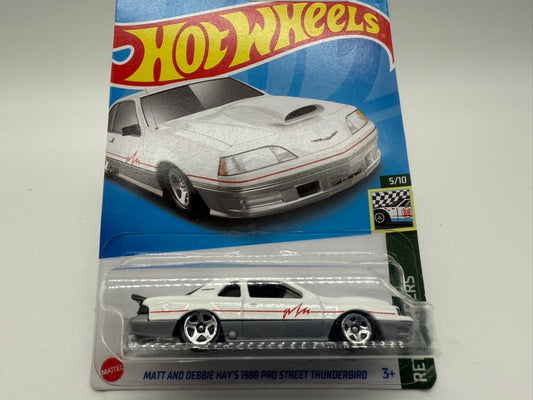 Hot Wheels Matt and Debbie Hay's 1988 Pro Street Thunderbird 2021 Mattel (White)
