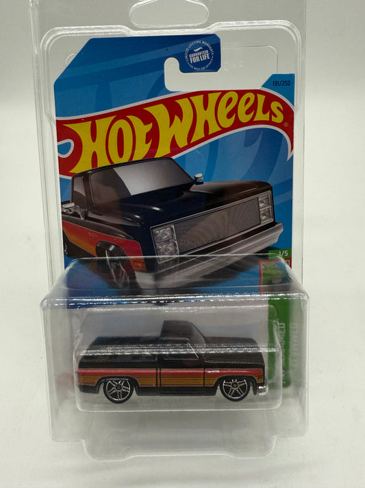Hot Wheels '83 Chevy Silverado 2021 Mattel
