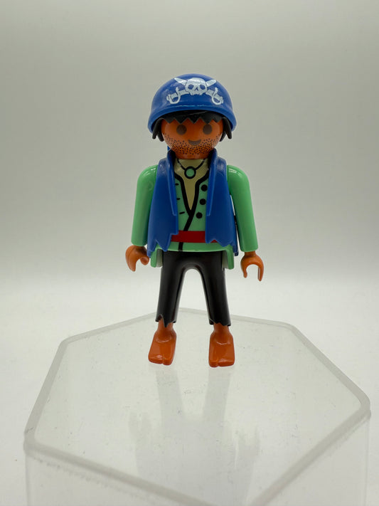 Vintage Geobra 1996 Playmobil Pirate Blue and Green 3127 4432, photo 1 of 5