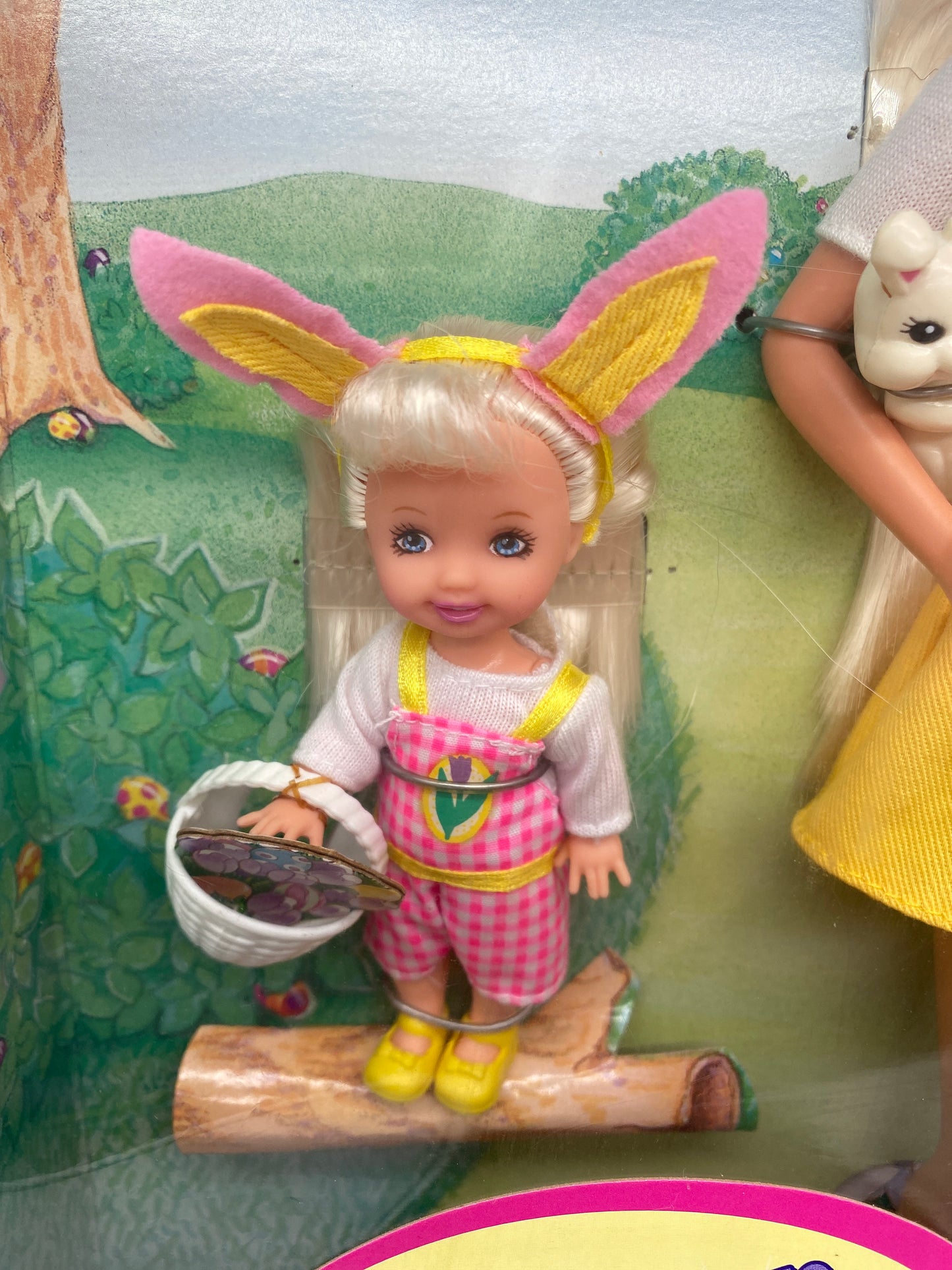 Mattel 1997 Barbie Doll Special Edition Easter Egg Hunt Barbie & Kelly Gift Set